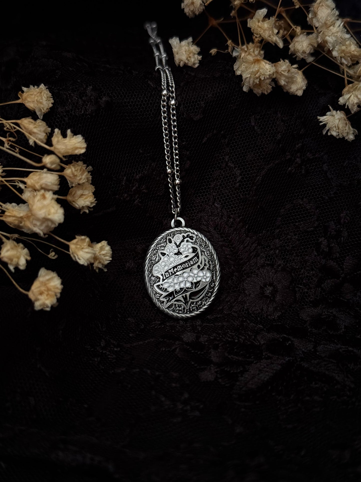 In Memoriam necklace