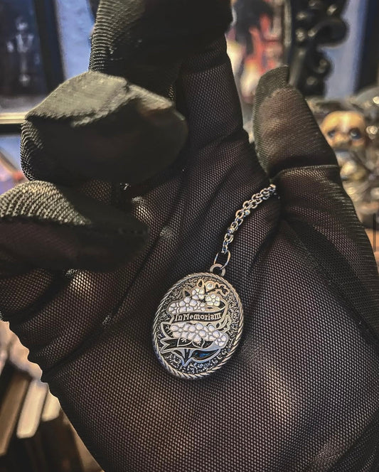 In Memoriam necklace