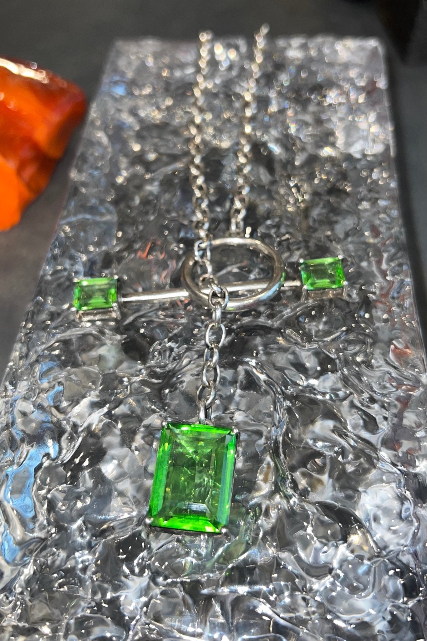 Gem Drop Toggle Necklace in Green Envy (Silver)