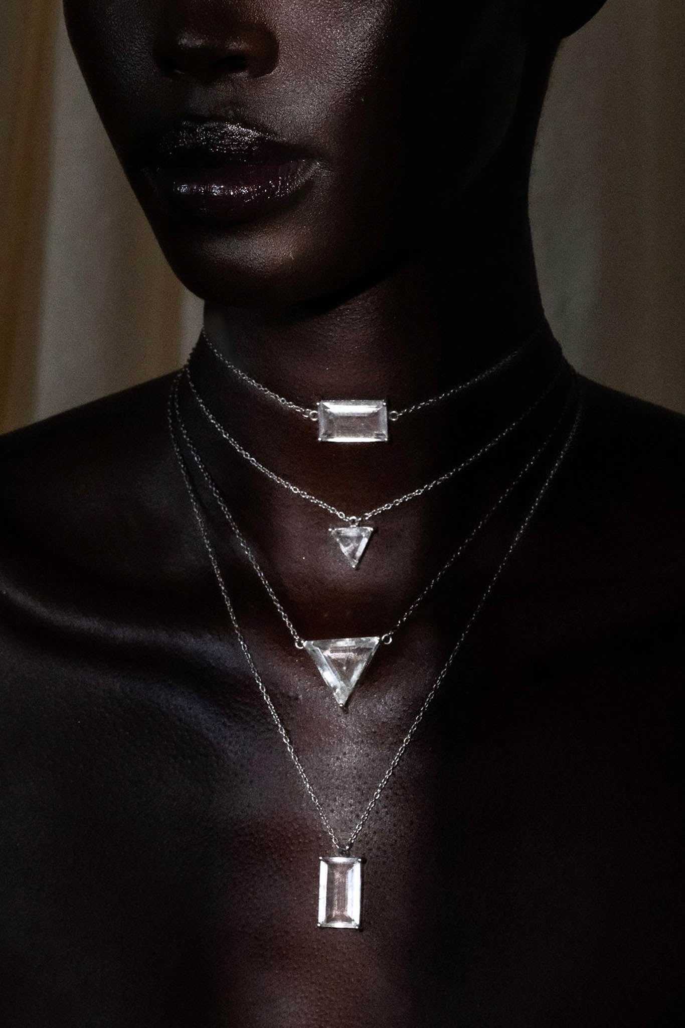 Obscura Stacking Shards in Striated Crystal