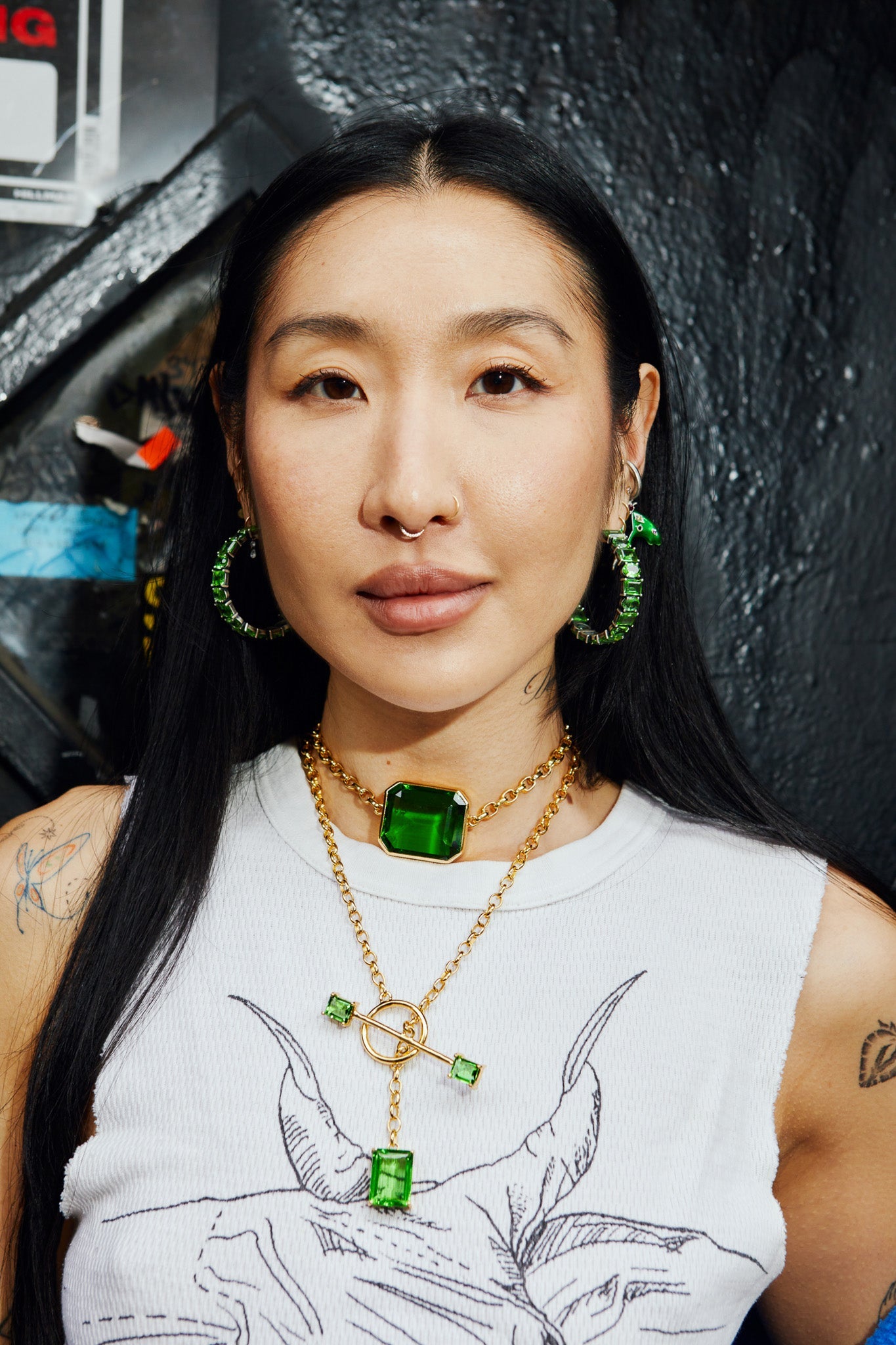 Gem Drop Toggle Necklace in Green Envy (Gold)